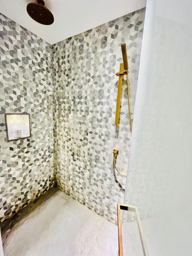 Five Palm Jumeirah - 2 Bedrooms & Maid Room In A Splendid Resort - Modernlux Dubai Luaran gambar